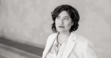 Maria Bauer, våldsexpert, föreläser på Dagen för Skyddat Boende.